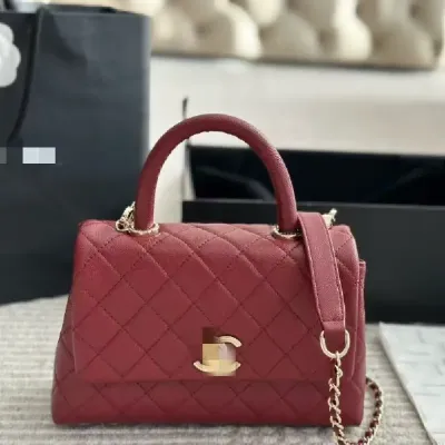 CHANEL GENUINE LEATHER SHOULDER BAG